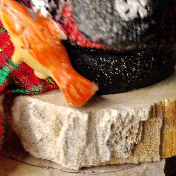 Jubilee Giftware Penguin Shelf Sitter Ornament Arctic Ice Fishing Figurine - Picture 8 of 16